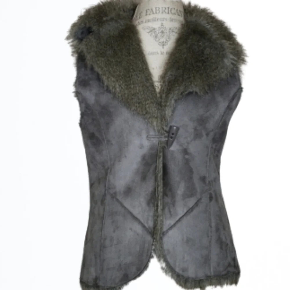 Fever Microsuede Vest with Faux Fur Size Medium - Picture 1 of 9